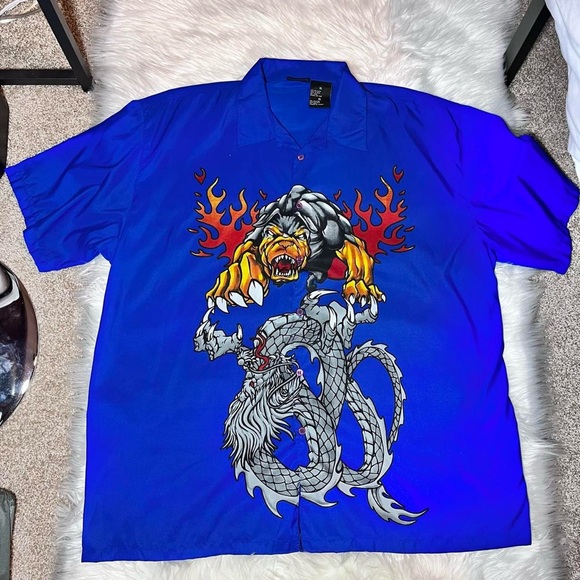 TD By Priority Male - 90’s Dragon & Doberman Graphic  Button Down Shirt - Picture 3 of 6